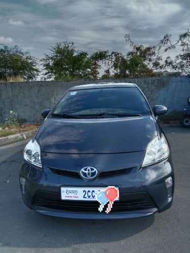 PRIUS 2012 For Rent /出租