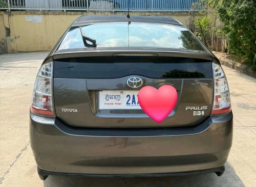 Prius full option 2006 2AWxx