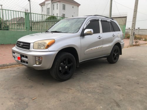 RAV4 2002 ប៉ុងP1 អត់បុកប៉ះ 9555$