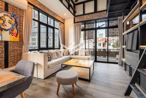 Renovated 3 Bedrooms Apartment for RENT in BKK1