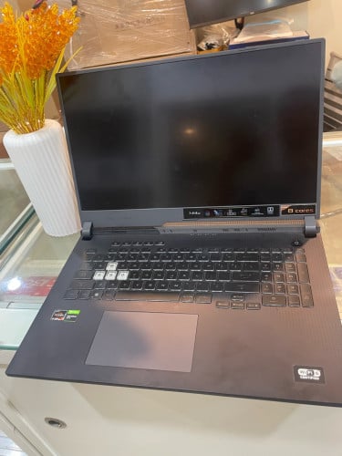 ROG 17.3 AMD Ryzen7 4700H RTX1650