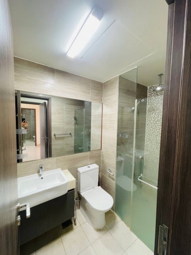 The peak condominium for rent
