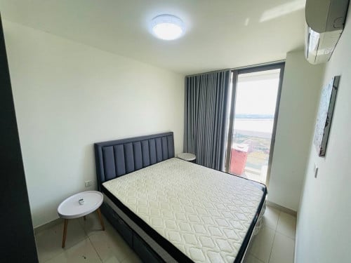 The peak condominium for rent