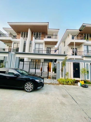 Twin Villa 60m