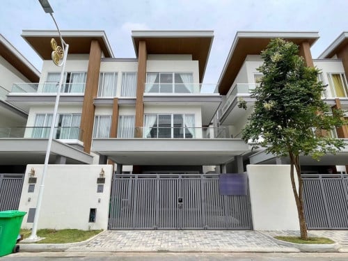 Twin Villa for rent near international airport Phnom Penh