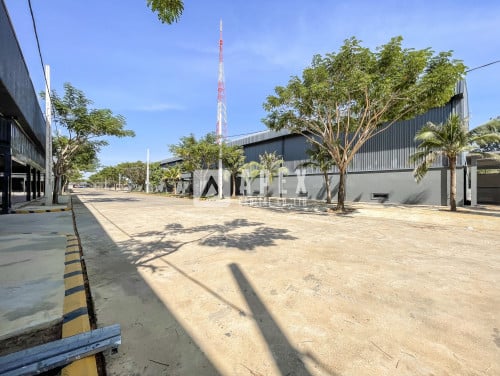 Warehouse For Rent | 仓库出租