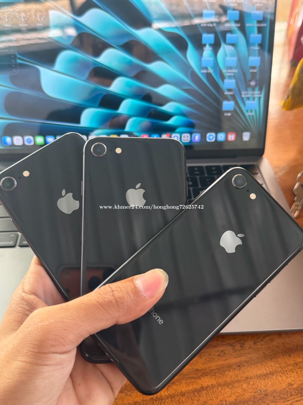 iPhone 8