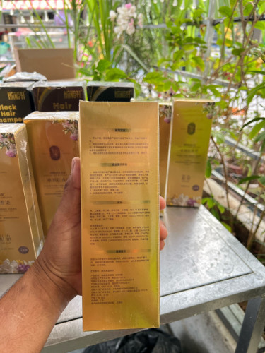 សាប៊ូកក់ខ្មៅបែបធម្មជាតិ ពីឈុត 5 ដុល្លារ