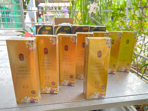 សាប៊ូកក់ខ្មៅបែបធម្មជាតិ ពីឈុត 5 ដុល្លារ