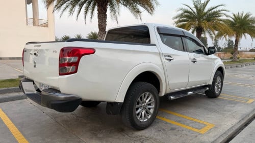 លក់MITSUBISHI TRITON 2016 full option ម៉ាសុីនធំ