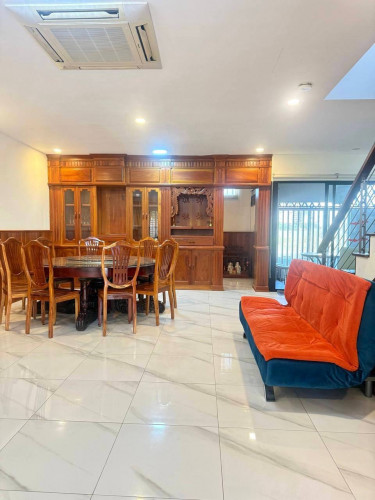 វីឡាទោលសម្រាប់ជួលនៅបុរី Residence 90 / Single Villa for Rent at Borey Residence 90, Khan Toul Kork