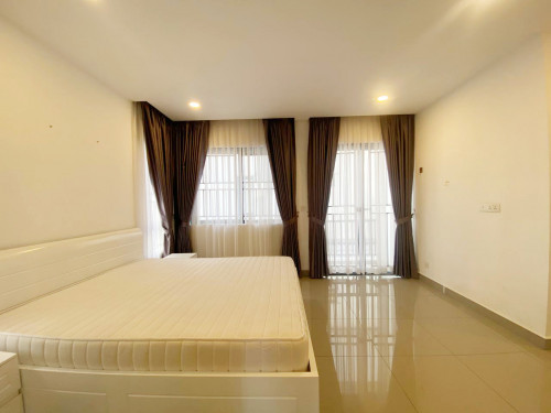 04 Bedrooms Twin Villa for Rent in Borey Chip Mong