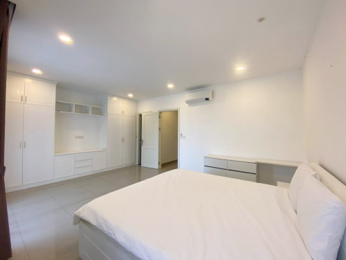 04 Bedrooms Twin Villa for Rent in Borey Chip Mong