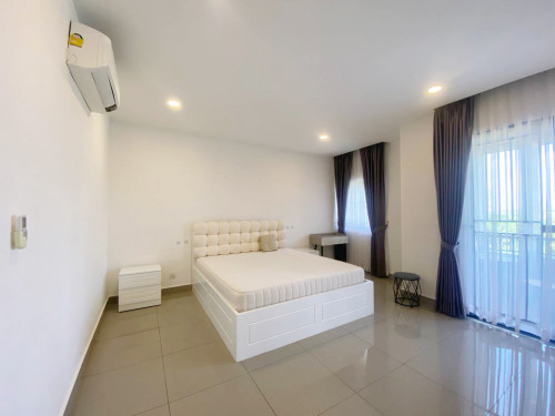 04 Bedrooms Twin Villa for Rent in Borey Chip Mong