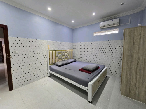 2bedrooms house for rent close to pubstreet