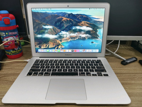 Apple MacBook Air 13inch  mid 2013