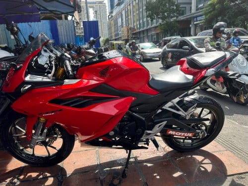 HONDA CBR150R 150cc 2021 មួយទឹក ស្លាកលេខ​ នៅស្អាត