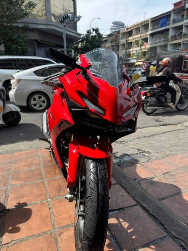HONDA CBR150R 150cc 2021 មួយទឹក ស្លាកលេខ​ នៅស្អាត