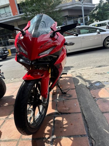 HONDA CBR150R 150cc 2021 មួយទឹក ស្លាកលេខ​ នៅស្អាត