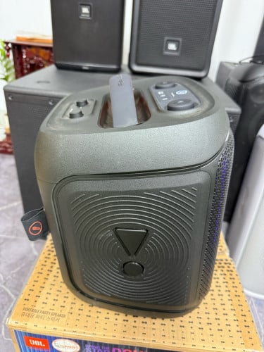 JBL Party box encore 2 ស្អាតសំណុំ99.99%Full Set នៅធានា