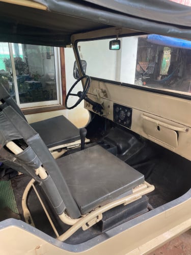 Jeep A2