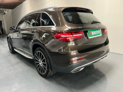 Mercedes-Benz GLC300 Luxury Edition
