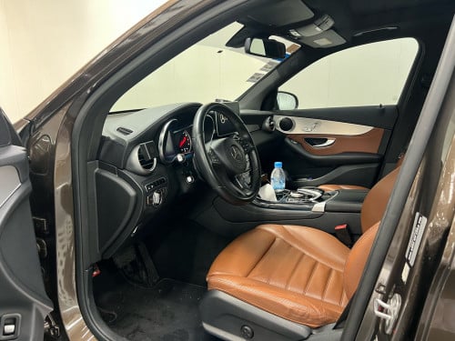 Mercedes-Benz GLC300 Luxury Edition