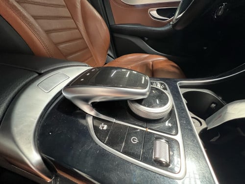 Mercedes-Benz GLC300 Luxury Edition