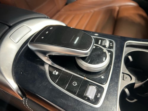 Mercedes-Benz GLC300 Luxury Edition