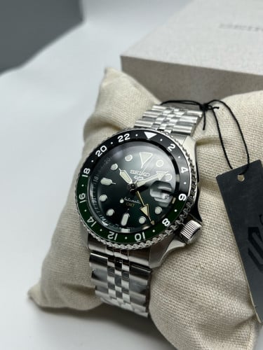 Original Seiko 5 Sports GMT