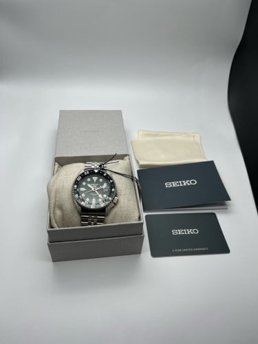 Original Seiko 5 Sports GMT