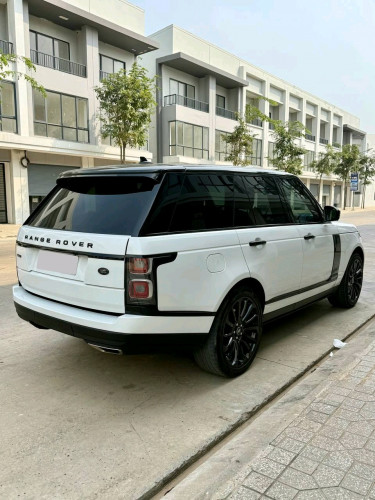 Range Rover Vouge 015UP02