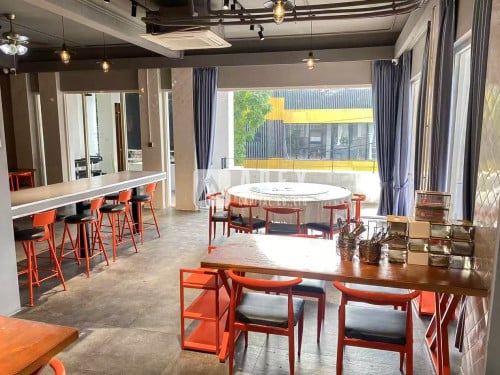Restaurant For Rent