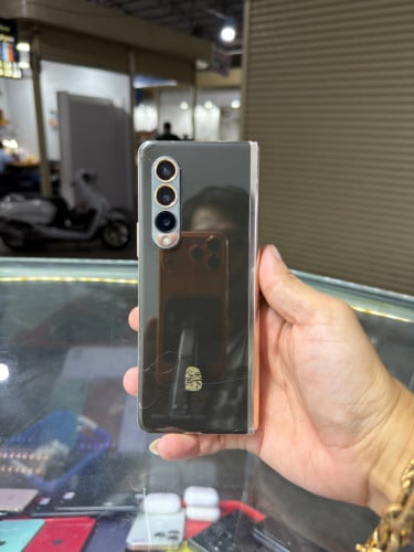 Samsung Fold W24 Edition CH Sim2 Ram12GB HD512GB Phone Condition 97% , បារ៉តអេក្រង់ក្នុងបន្តិច