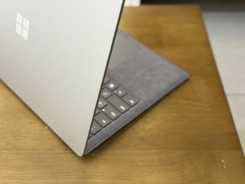 Surface Laptop 5 ( Grade A )CPU Core i5-12th, RAM 8GB, SSD 256GB, 2K Touch Screen