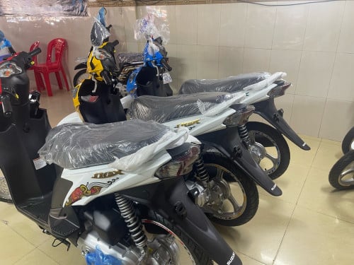 Suzuki nex 026 1920$