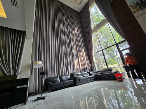 Villa Corner