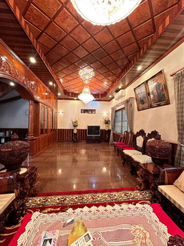 Villa for rent in Boeng Keng Kang 1