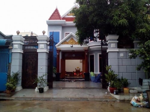 ផ្ទះវីឡា នៅជិតផ្សារដើមគរ
