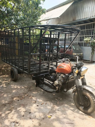ម៉ូតូលក់ប្រញាប់លុយ