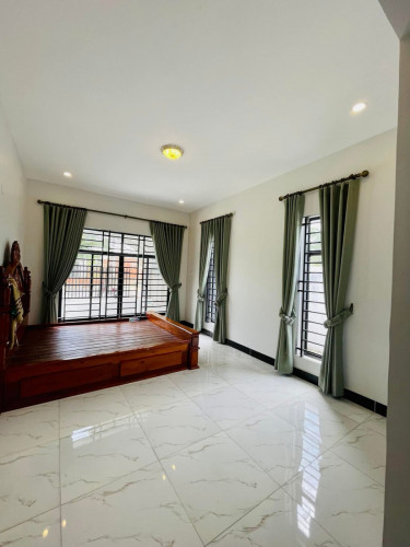 បងបងទិញក្មុងខ្មែរ24ខ្ញុំថែមជូនម៉ូតូត្រីម2026ថ្មី1គ្រឿង
