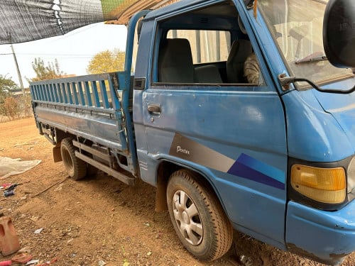 ឡានដឹកលក់បងៗ2500$