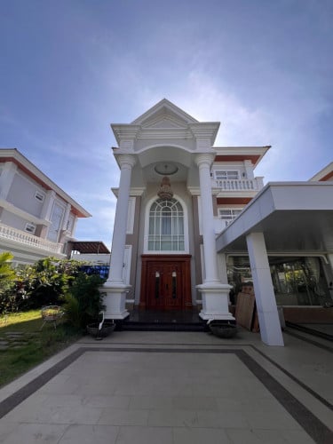 វីឡាព្រីន(PR Villa)សម្រាប់លក់🏡• ទីតាំងបុរី ប៉េង ហួត បឹងស្នោរ
