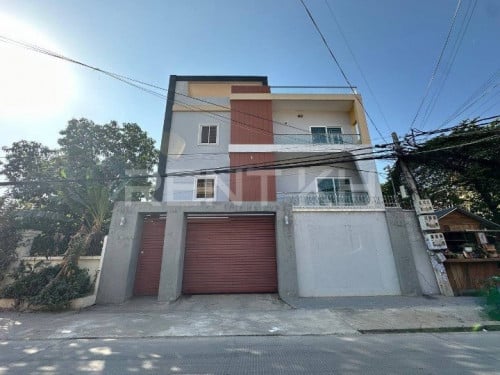 វីឡាសម្រាប់ជួលនៅសែនសុខ/ Single Villa for Rent at Khan Sen Sok