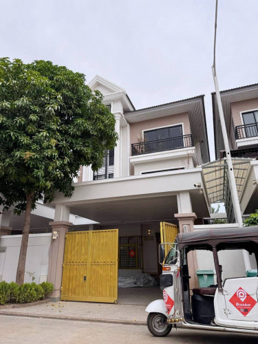 វីឡាភ្លោះ TA សម្រាប់ជួល | Twin Villa TA for Rent (ដឹស្ដាដាយមិន|The star diamond)