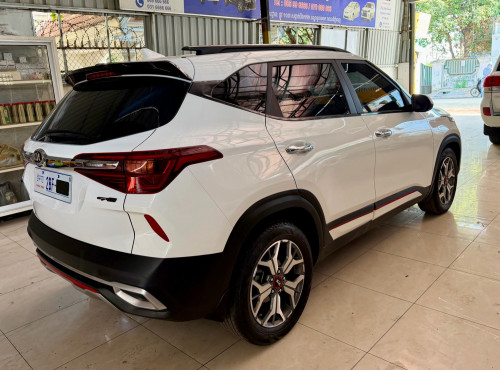 2020 KIA Seltos GT Line full Option