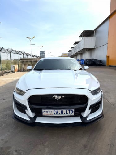 FORD Mustang 2015 Full