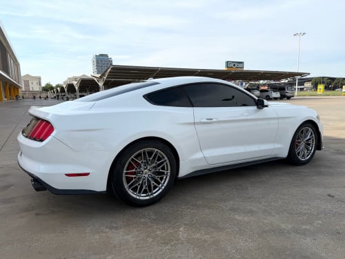 FORD Mustang 2015 Full