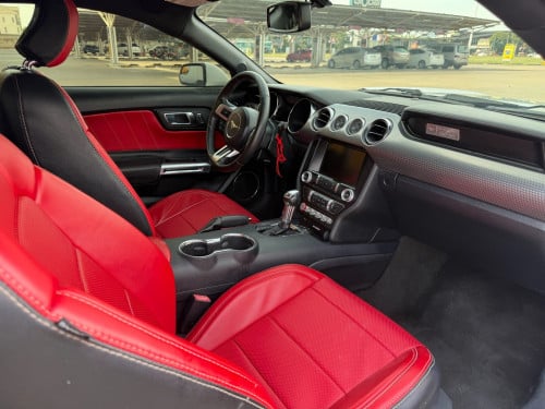 FORD Mustang 2015 Full