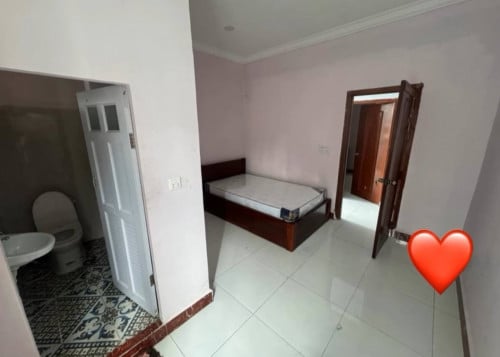 House 15room 2000$
